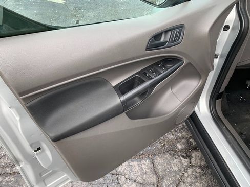 Used 2019 Ford Transit Connect XL image 23
