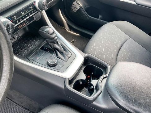Used 2021 Toyota RAV4 XLE w/ Carpet Mat Package (TMS) AWD/4WD image 16