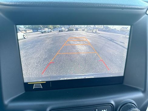 Used 2019 GMC Terrain SLT w/ Preferred Package FWD image 17