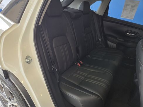 Used 2023 Honda HR-V EX-L image 25