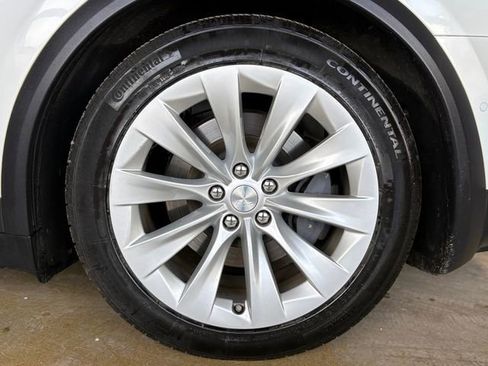 Used 2017 Tesla Model X 100D image 39