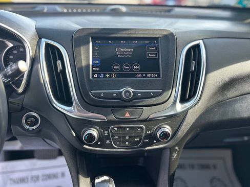 Used 2021 Chevrolet Equinox LT FWD image 12