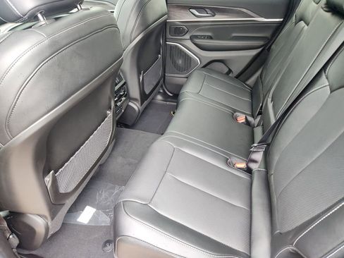 New 2026 Jeep Grand Cherokee Limited AWD/4WD image 20