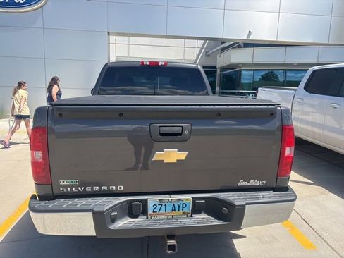 Used 2010 Chevrolet Silverado 1500 LT w/ Power Pack Plus AWD/4WD image 4
