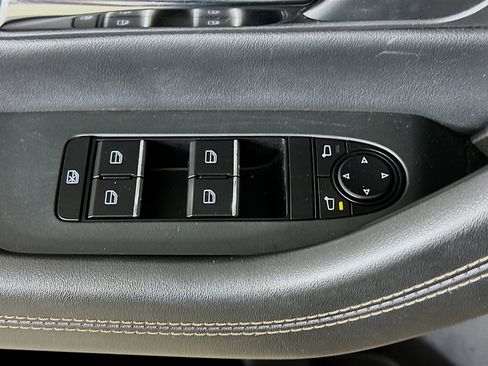 Used 2024 MAZDA CX-90 3.3 Turbo w/ Preferred Plus image 15