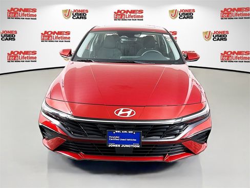 Certified 2024 Hyundai Elantra SEL w/ Convenience Package image 13