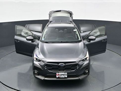 Used 2024 Subaru Crosstrek 2.0i Premium image 31