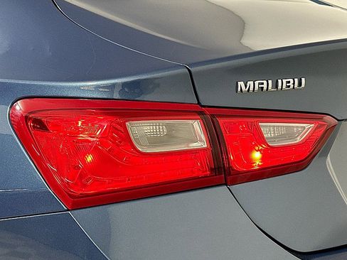 Used 2025 Chevrolet Malibu LT image 23