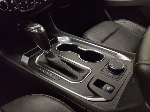 Used 2019 Chevrolet Traverse LT image 26