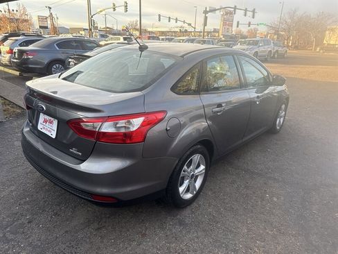 Used 2014 Ford Focus SE image 4