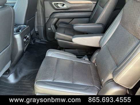 Used 2021 Chevrolet Suburban High Country w/ Premium Package image 33