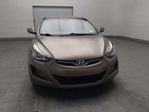 Used 2014 Hyundai Elantra SE FWD image 14