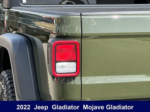 Used 2022 Jeep Gladiator Mojave AWD/4WD image 40