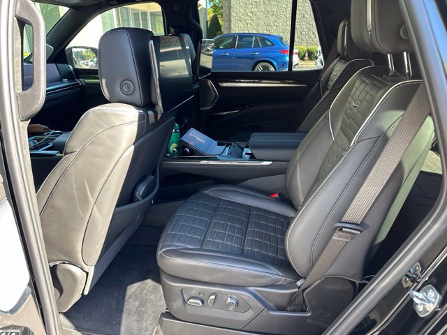 Used 2026 Cadillac Escalade V AWD/4WD image 9