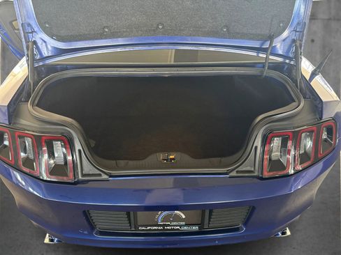 Used 2013 Ford Mustang Coupe RWD image 13