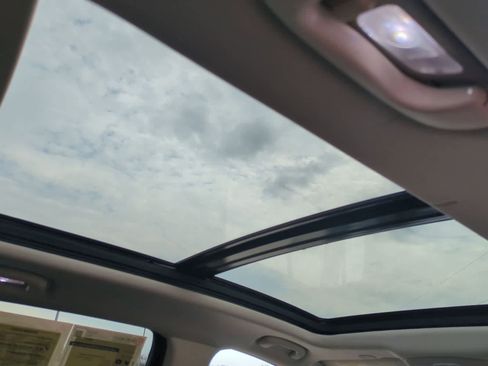 Used 2019 Buick Envision Essence w/ LPO, Cargo Package image 22