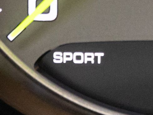 Used 2016 Porsche Panamera S image 69