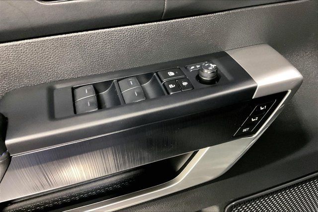 Used 2024 Toyota Tundra Platinum w/ TRD Off-Road Package AWD/4WD image 40