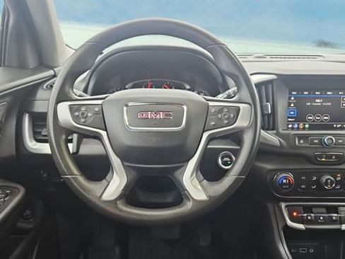 Used 2022 GMC Terrain SLE w/ Driver Convenience Package image 11