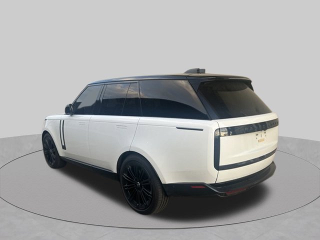 Used 2025 Land Rover Range Rover SE AWD/4WD image 8