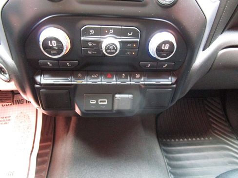 Used 2021 GMC Sierra 1500 SLE RWD image 14