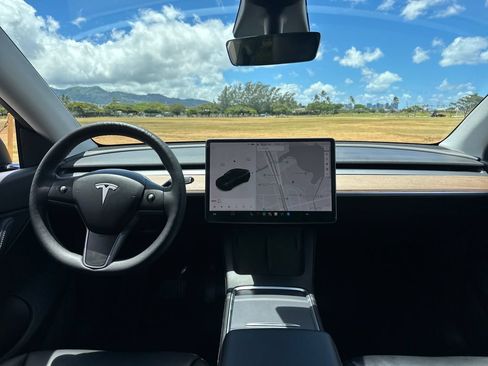 Used 2021 Tesla Model Y 2WD image 13
