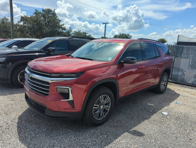 Used 2024 Chevrolet Traverse LT w/ Enhanced Driving Package FWD image 2