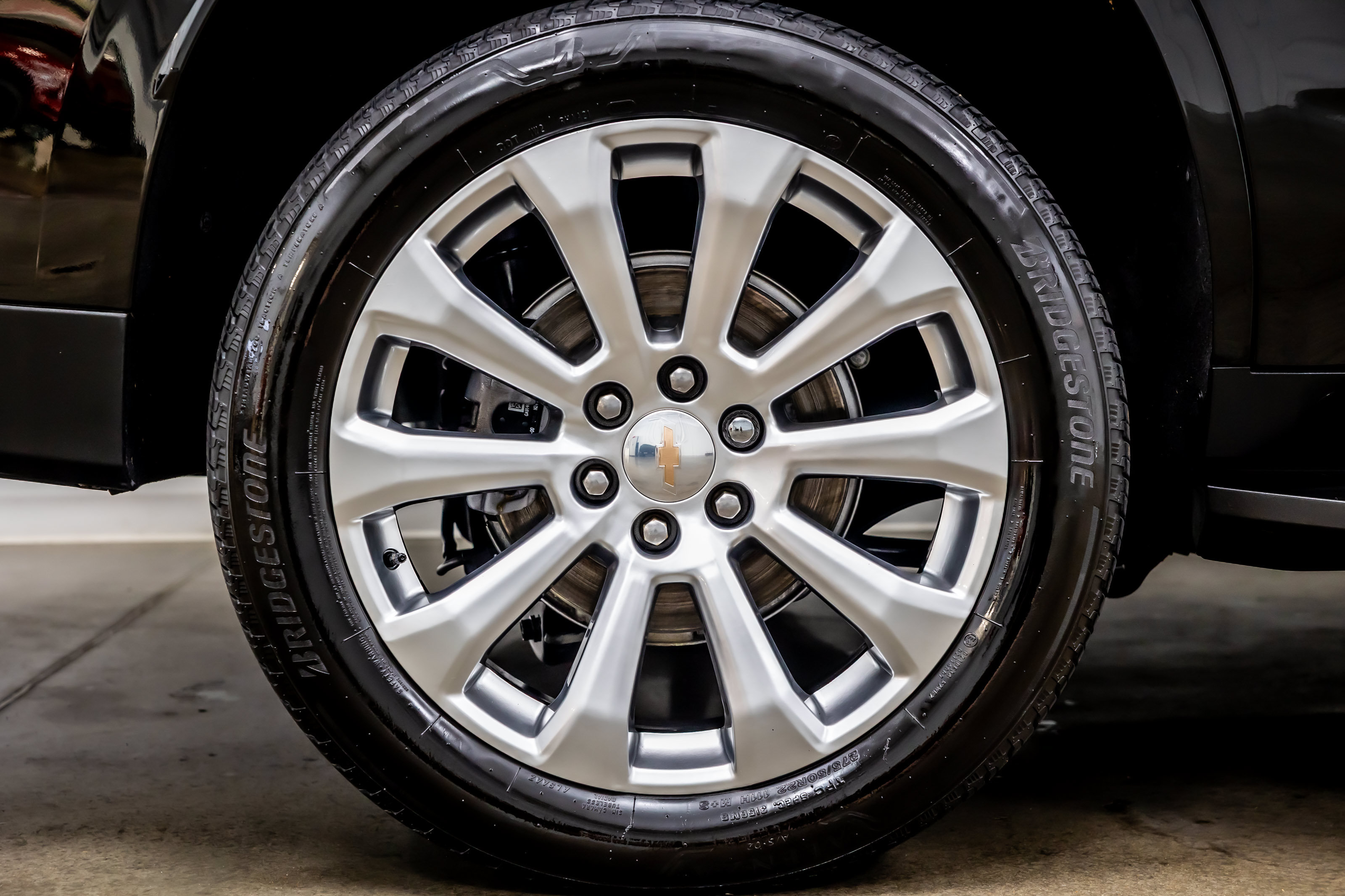Used 2025 Chevrolet Tahoe Premier RWD image 37