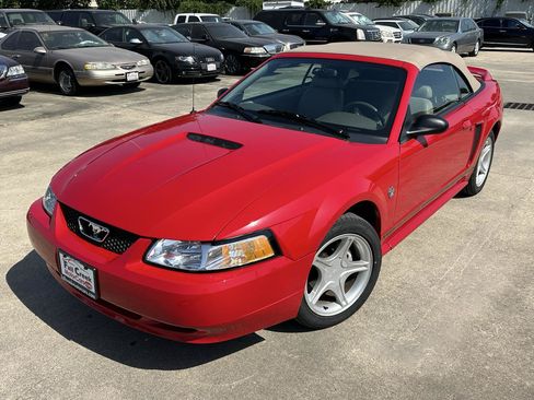 Used 1999 Ford Mustang GT RWD image 89