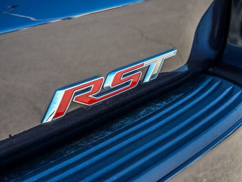 Used 2023 Chevrolet Suburban RST image 11