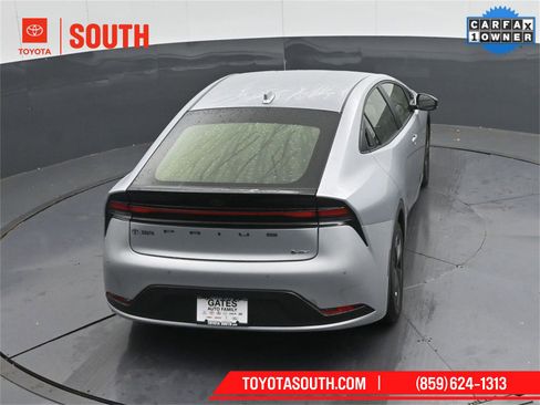 Used 2024 Toyota Prius LE image 40