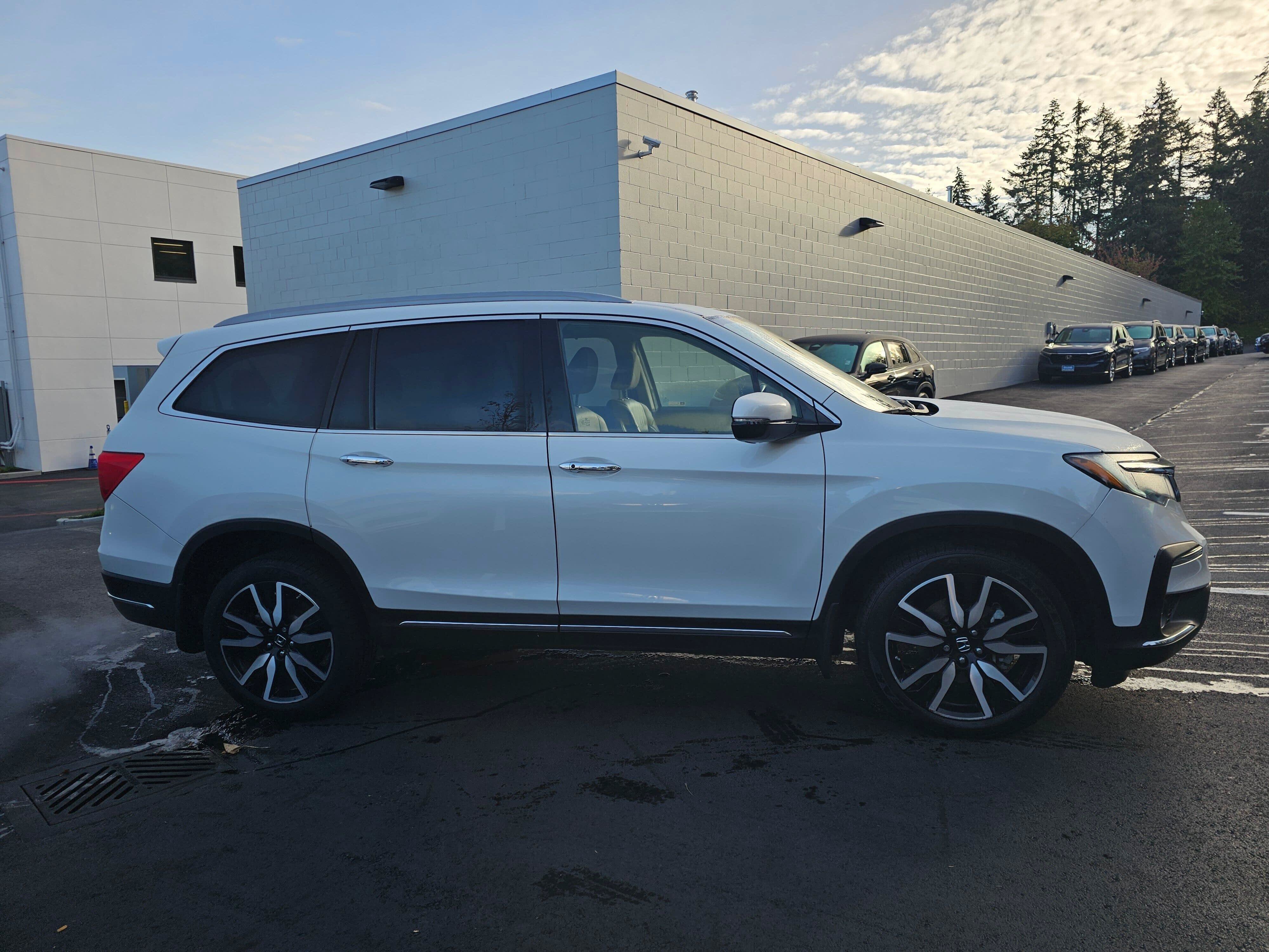Used 2022 Honda Pilot Elite image 8