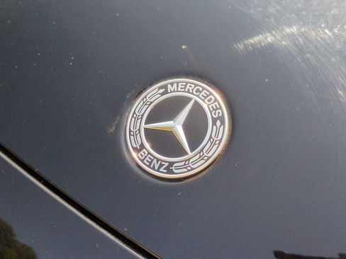 Used 2025 Mercedes-Benz GLB 250 4MATIC image 12