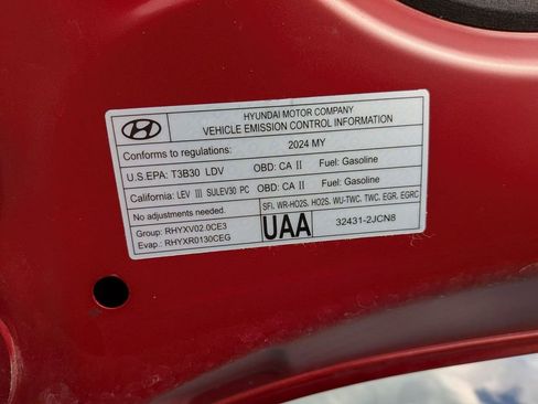 Certified 2024 Hyundai Elantra SEL w/ Convenience Package image 33