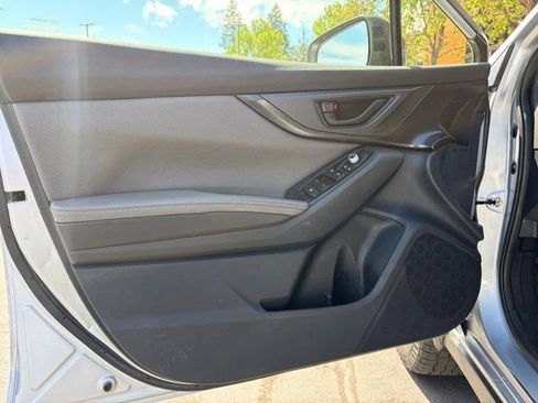 Used 2021 Subaru Crosstrek 2.5i Sport w/ Moonroof Package AWD/4WD image 9