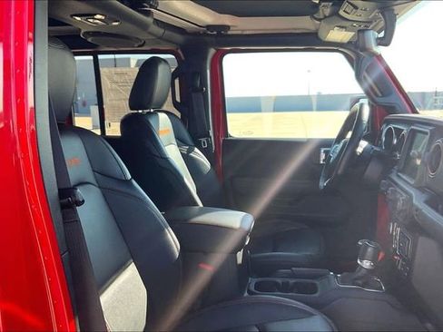 Used 2023 Jeep Gladiator Mojave w/ LED Lighting Group image 7