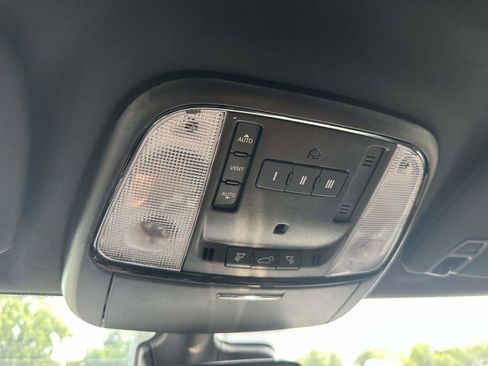Used 2023 Dodge Durango GT AWD/4WD image 30