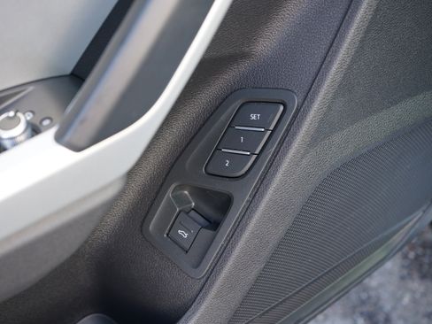 Used 2022 Audi Q3 2.0T Premium w/ Convenience Package image 22