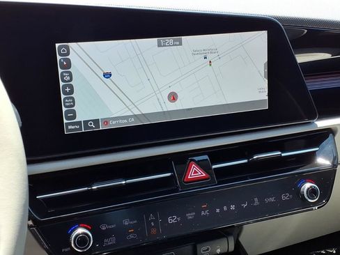 Certified 2023 Kia Niro Wind FWD image 16