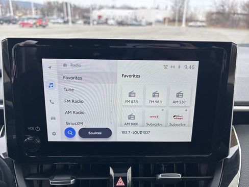 Certified 2025 Toyota Corolla SE image 28