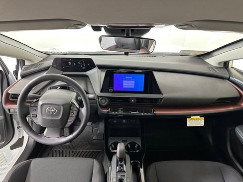 New 2026 Toyota Prius SE image 14