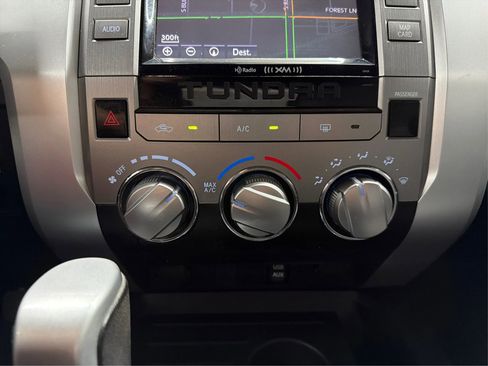 Used 2017 Toyota Tundra SR5 w/ SR5 Upgrade Package image 22