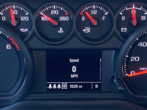 Used 2024 Chevrolet Silverado 1500 Custom image 16