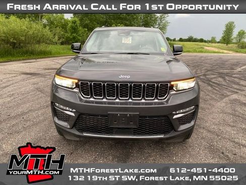 Used 2022 Jeep Grand Cherokee Limited 4xe AWD/4WD image 3