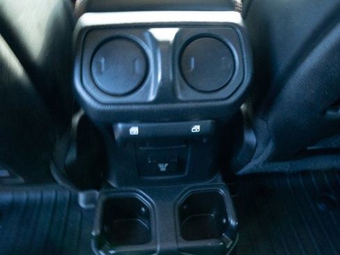 Used 2023 Jeep Gladiator Mojave w/ Cold Weather Group image 34