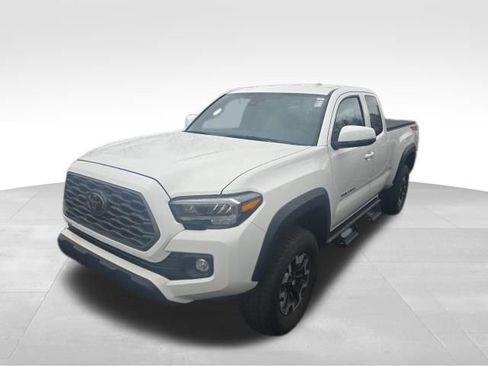 Used 2021 Toyota Tacoma TRD Off-Road w/ TRD Premium Off Road Package image 10