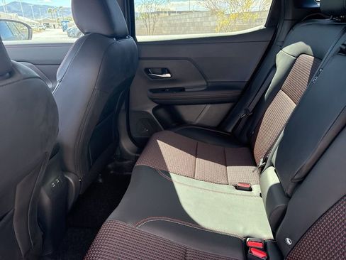 Used 2025 Nissan Kicks SR image 13