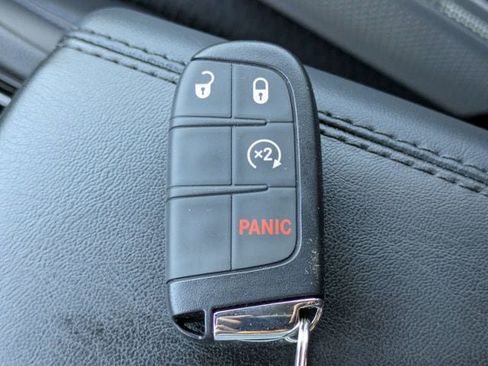 New 2026 Jeep Compass Latitude image 28