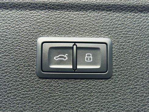 Certified 2023 Audi Q5 2.0T Premium Plus w/ Premium Plus Package image 13