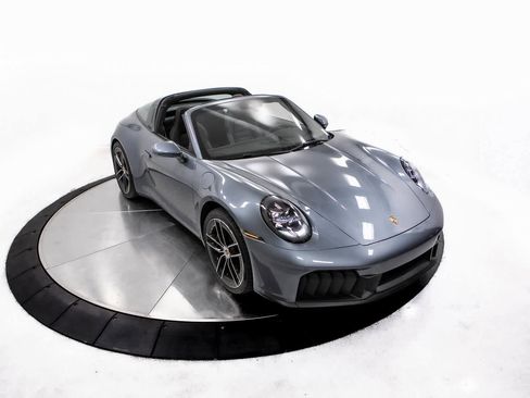 Certified 2025 Porsche 911 Targa 4 GTS image 35